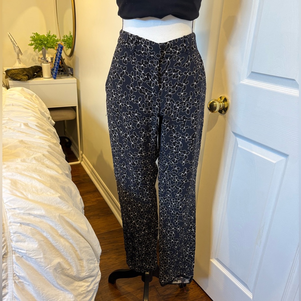 A.L.C. 100% Silk Floral Tailored Trousers Size 4 Black Wide Leg Office Pants